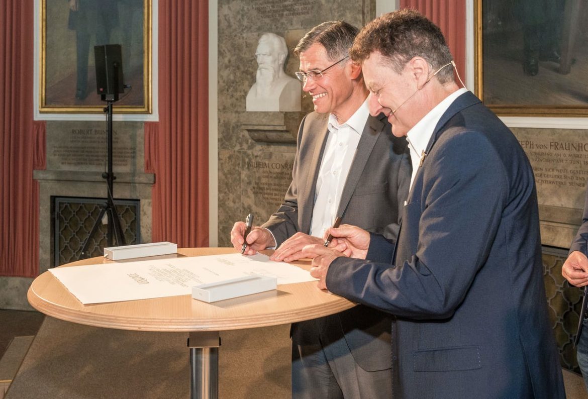 ZEISS Becomes Founding Member of Deutsches Museum