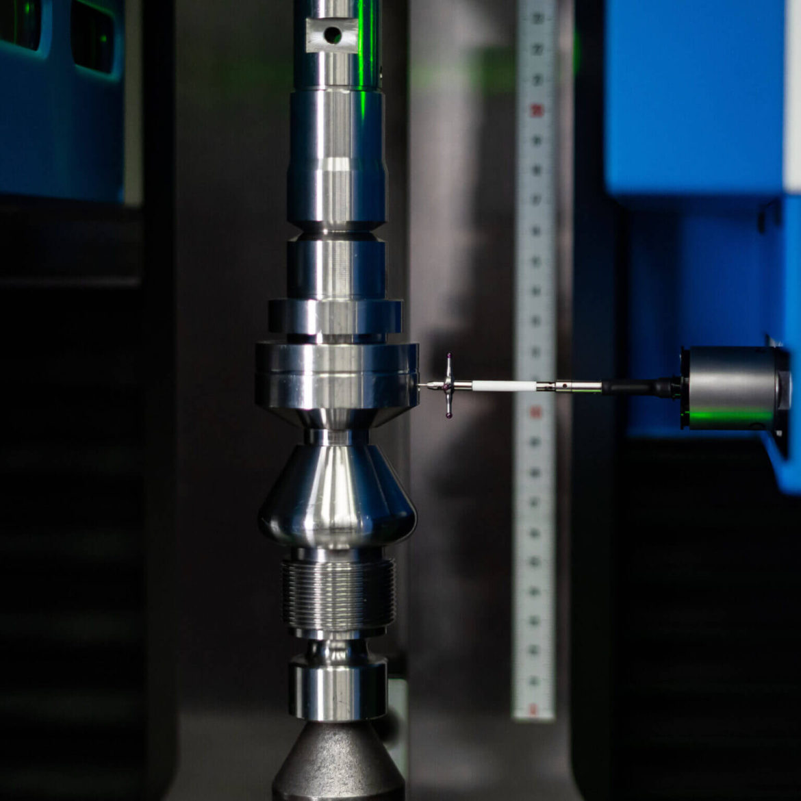 Full component measurement with one system