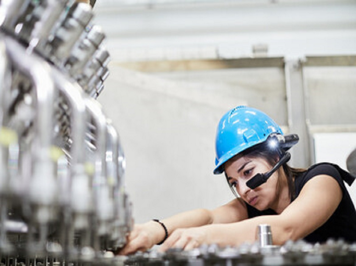 TeamViewer Frontline Augmented Reality Boosts SAP® Digital Manufacturing Productivity